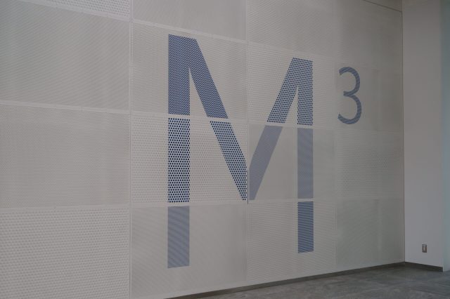 M-cube棟の象徴　M3（M-cube 革新的材料開発力強化プログラム)